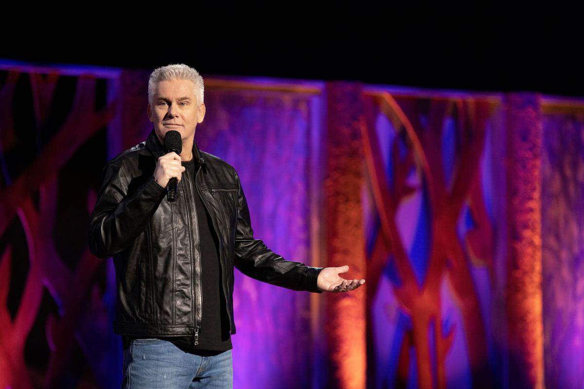Comedian Brian Regan will return to the Gallo Center.