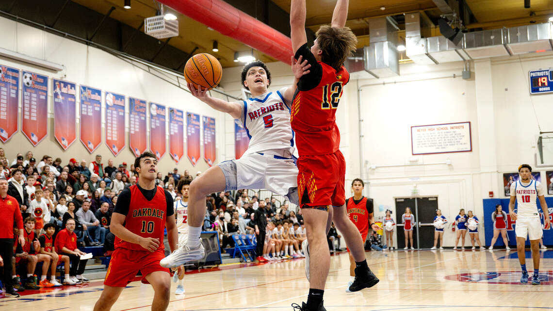 Beyer’s McGee-Harmon duo leads the way in first-round playoff win over Oakdale