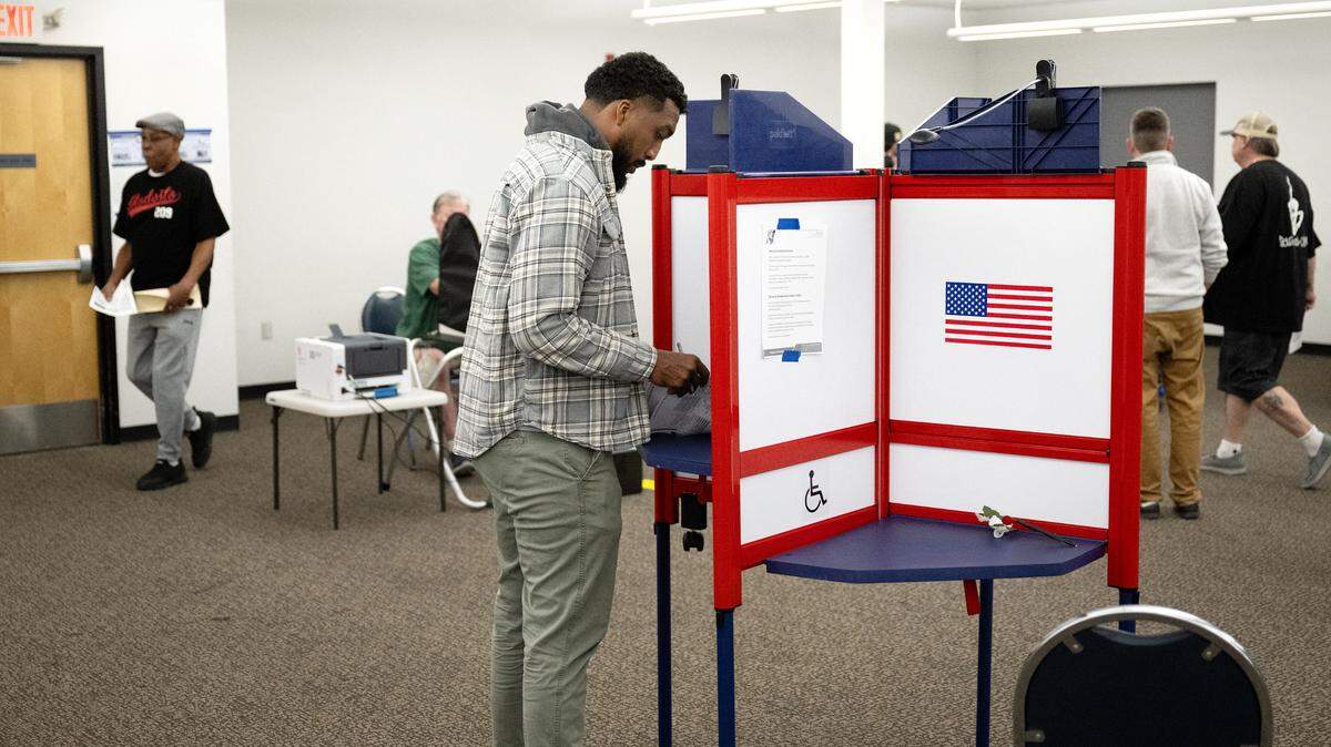 Adam Watts votes at the Stanislaus County vote center in the Salida Library in Salida, Tuesday, Nov. 5, 2024.