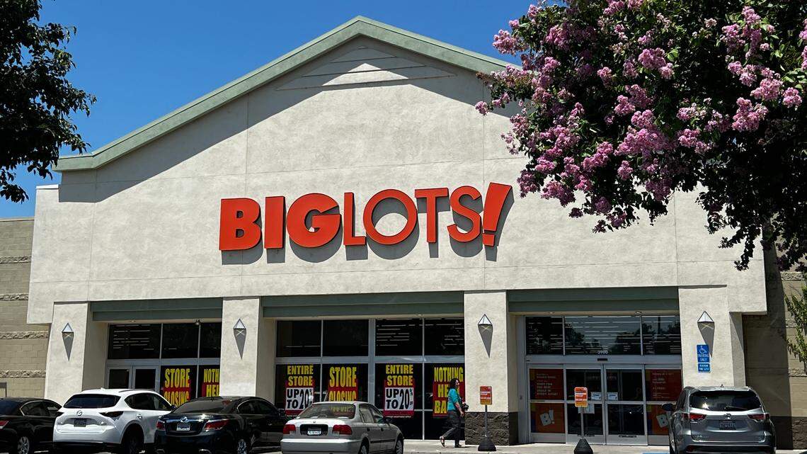 Former Big Lots site on Sisk Road in Modesto sees action. What’s moving in?