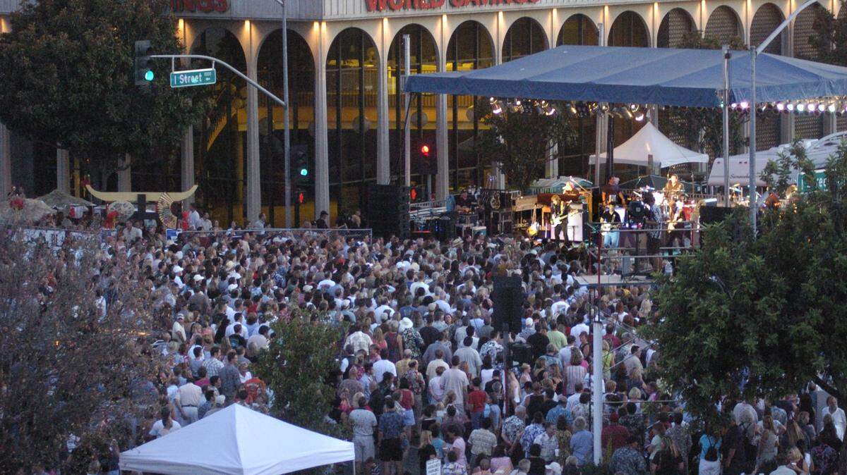 Chris Isaak performs in downtown Modesto in 2004.