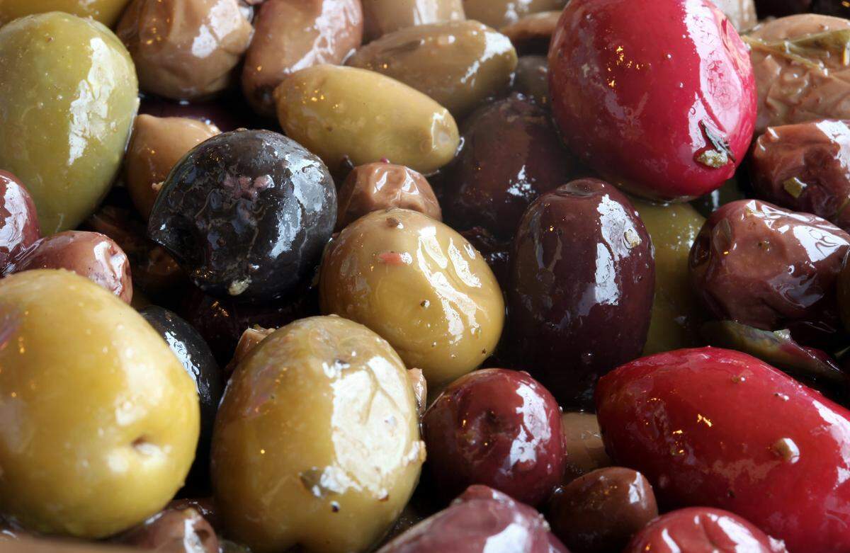 Sample favorites at the Calaveras Wine, Cheese and Olive Festival.