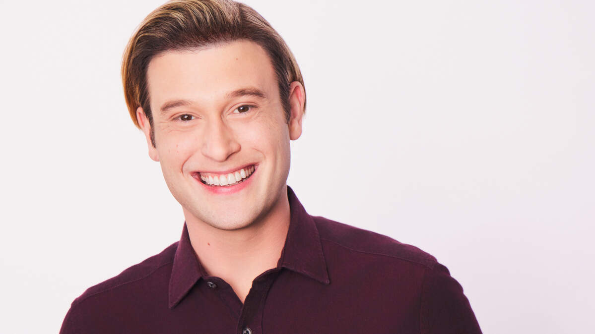 Tyler Henry will bring his show to the Gallo Center.