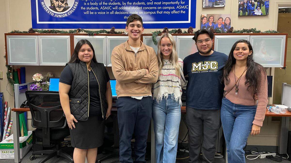 The Associated Students at MJC, the college’s student governing body, expressed frustration over the high turnover rate of the school’s presidents. From left to right: Ruth Perez, Samuel Ramos, Katelyn Gross, Javier Hernandez-Loza, and Stephanie Barajas.