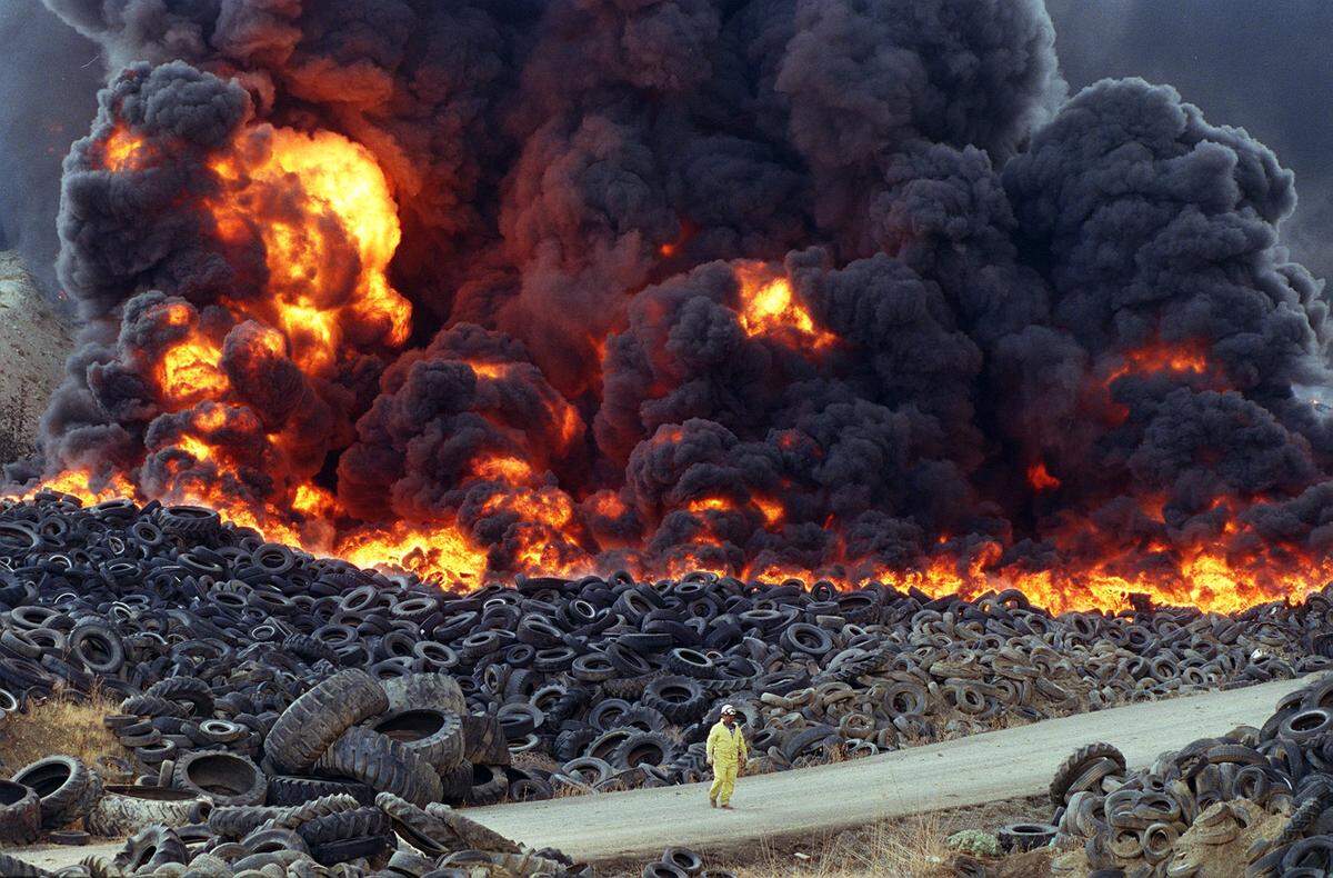 Lightning is to blame for the out of control tire fire at the Westley Tire Burning Plant in 1999.