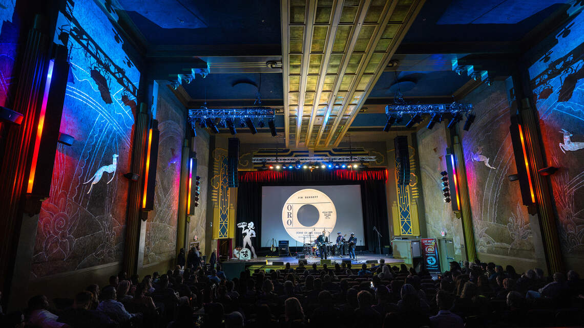 An exploding baseball and a smashed guitar. What went down at Modesto’s State Theatre