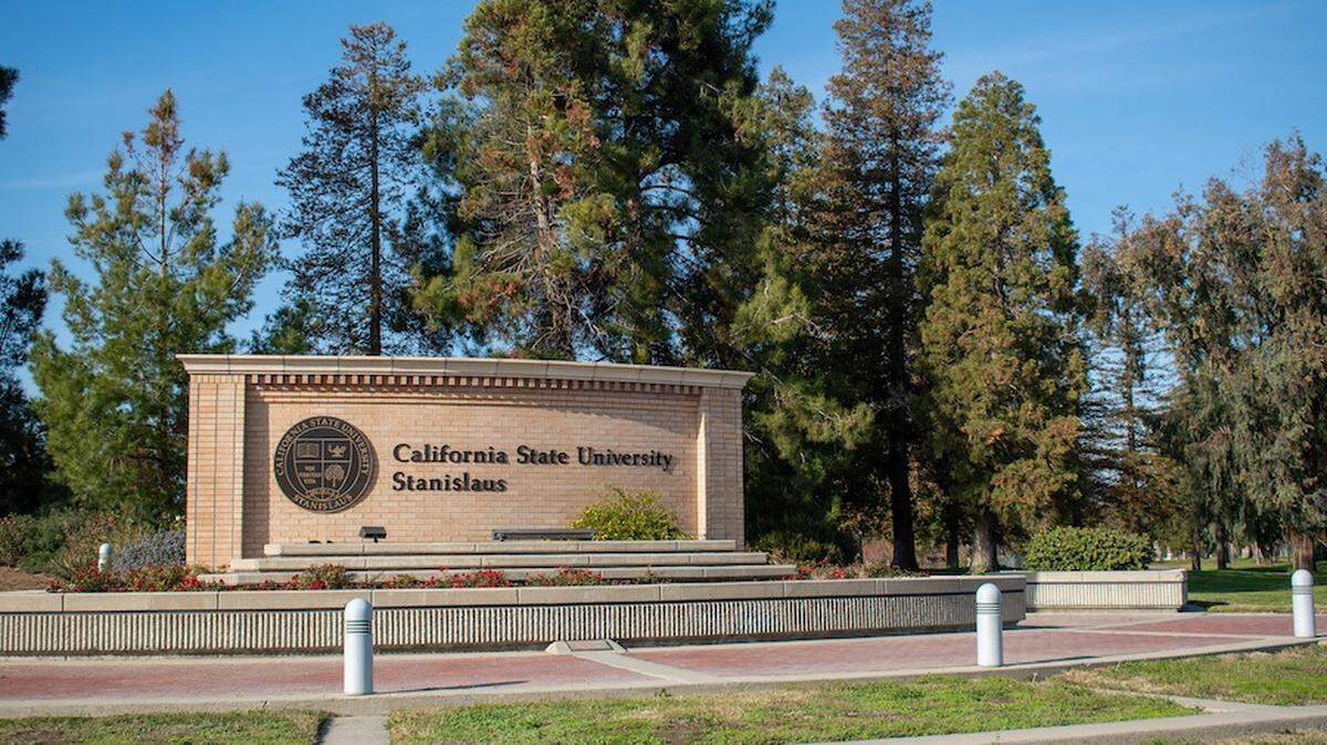 Entrance to the Stan State campus in Turlock