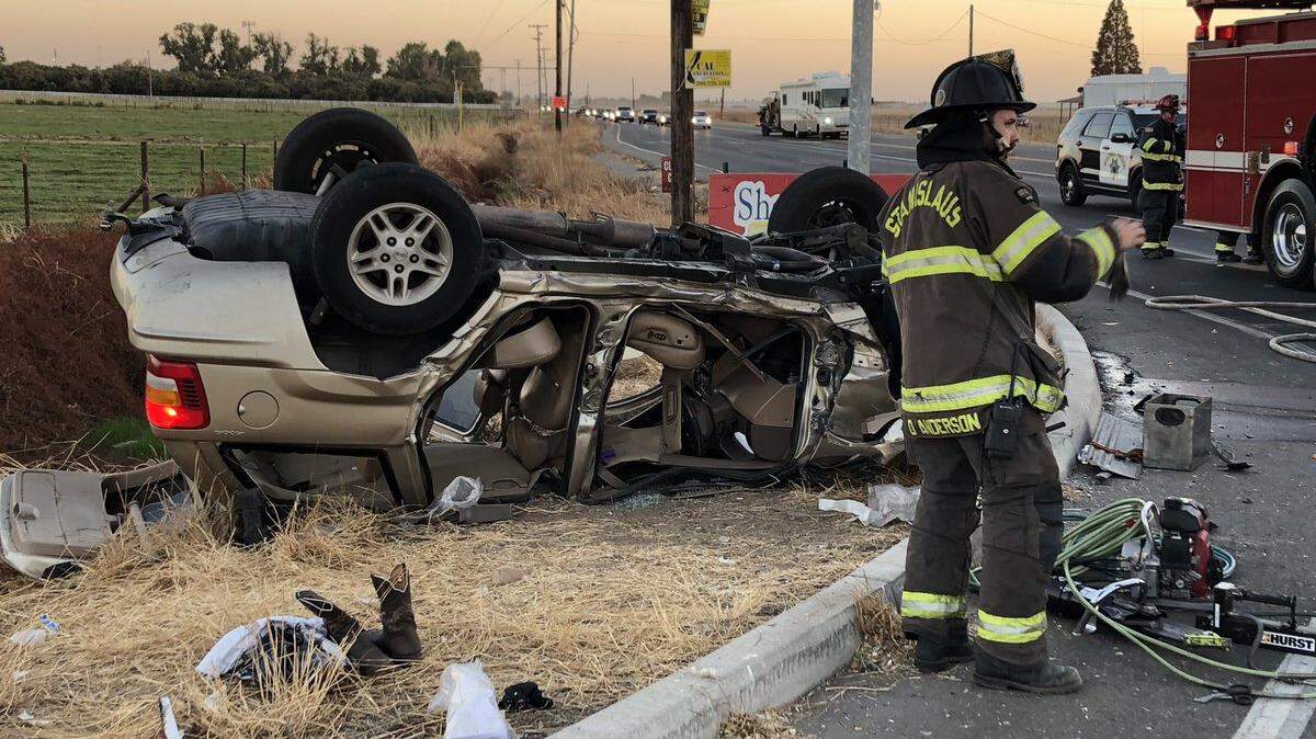 A driver faces DUI charges after a major-injury crash Sunday afternoon, Oct. 14, 2018 at the intersection of Albers and Milnes roads in Modesto.