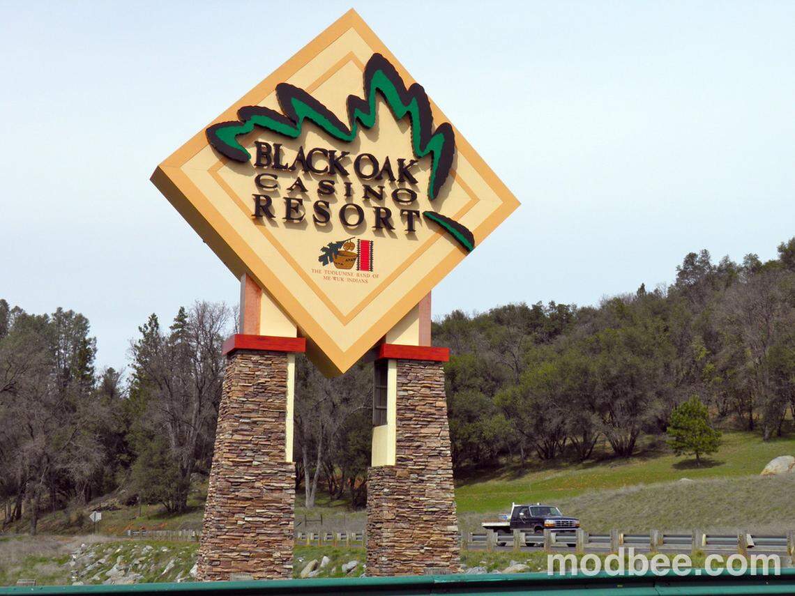 JS Black Oak Hotel 2