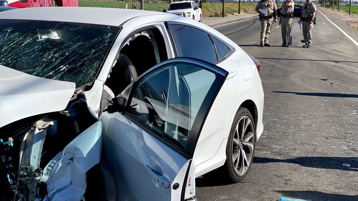 Ceres man killed, Newman woman injured in head-on crash | Modesto Bee