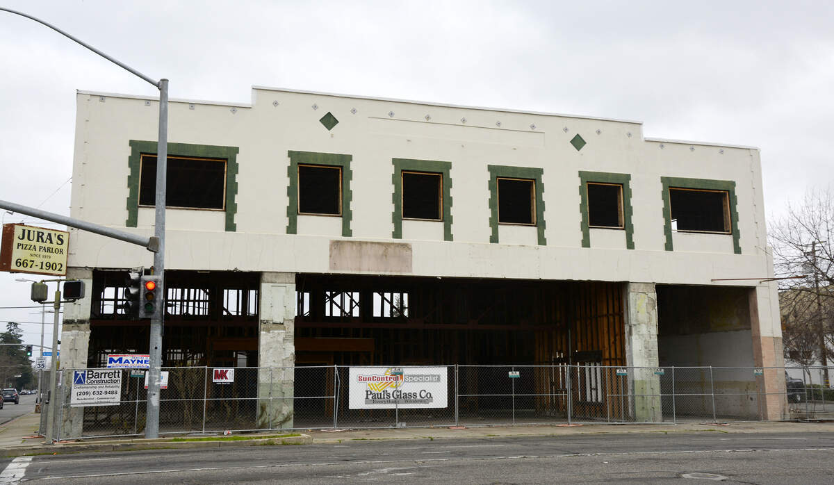 The former Jura’s Pizza Parlor building on North Golden State Boulevard in Turlock, Calif. pictured Jan. 22, 2020.