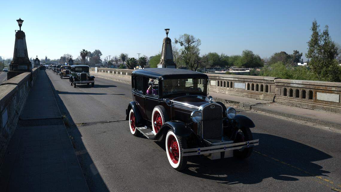 Modesto bids farewell to Seventh Street Bridge with a Model A parade, fittingly