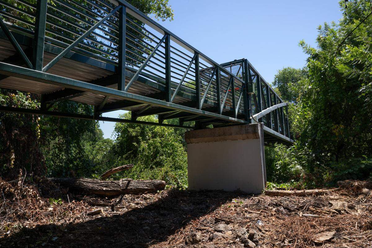 A pedestrian bridge in Stouffer Park over the Stanislaus River had been closed since 2023 when it was damaged by a fallen tree. The bridge connecting Salida and Ripon is now open.
