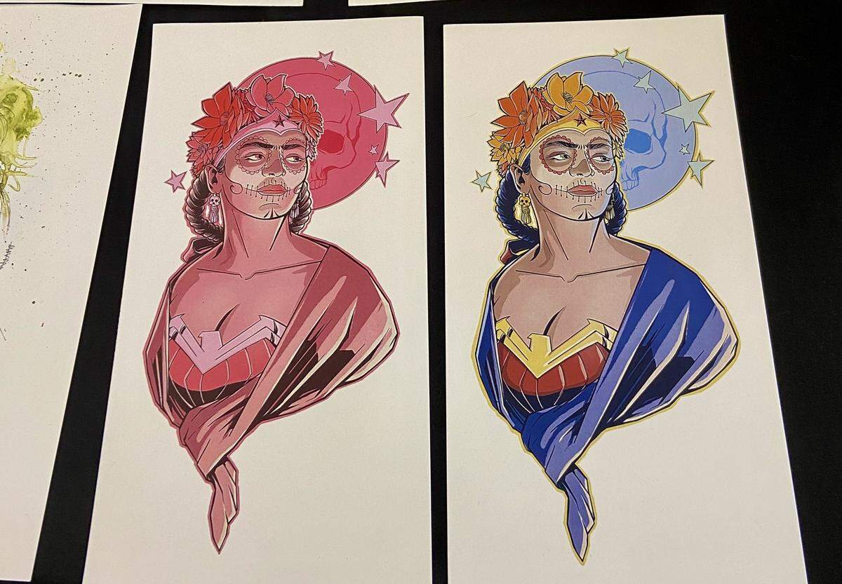 La Mujer Maravilla da un giro latinx en este arte a la venta en el 2023 Latinx Comics Art Festival de Modesto.