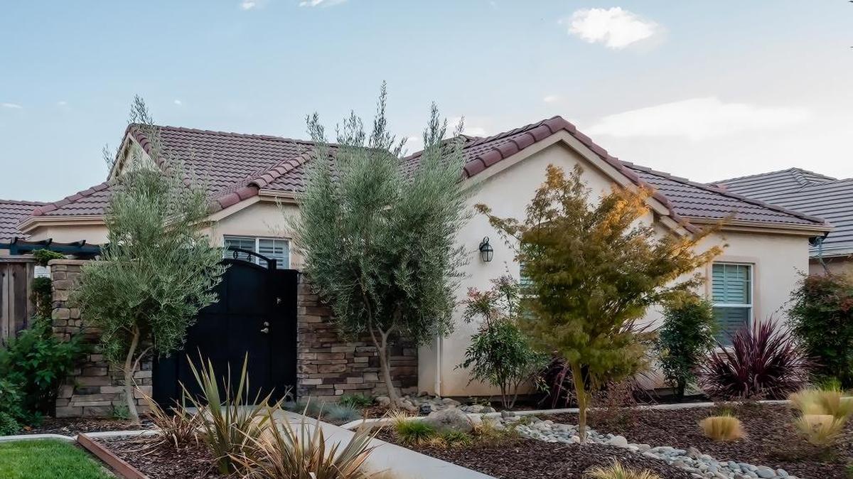 The yard at 1804 Encina Ave., with its focus on drought tolerance and low maintenance, garnered Garden of the Month honors for November from the Modesto Garden Club.