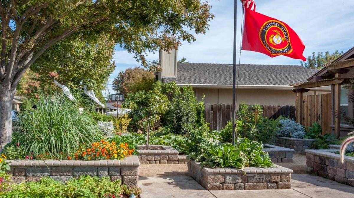 The front yard of Laurie and Dave Willoughby of Modesto.
