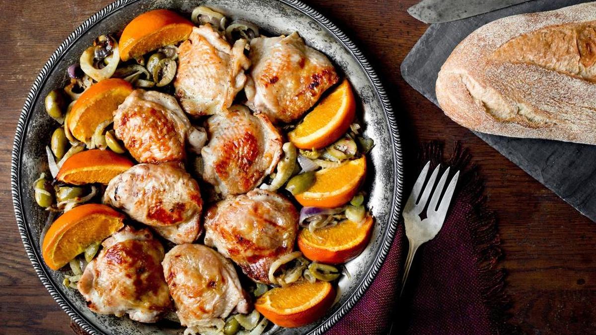 Broiled chicken thighs with oranges, fennel and green olives is but one example of how home cooks can employ California’s citrus-fruit star. (Find the recipe, from The New York Times, on Page 2D.) The state’s 2017 crop is expected to be solid, though less than the bounty picked last year.