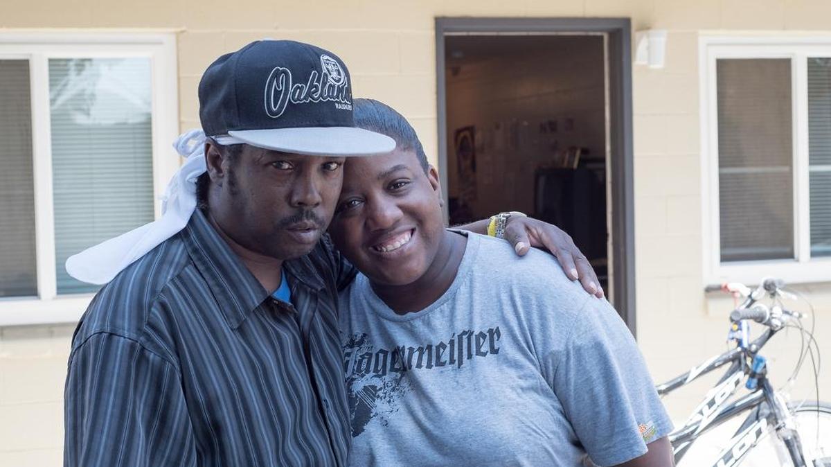 
The Center for Health Reporting found Antoinette Blunt and Randy Brooks in 2012 as part of The Modesto Bee’s reporting on the dilapidated state of mental health treatment in Stanislaus County. Pictured here in 2015, both had been diagnosed with schizophrenia. 
