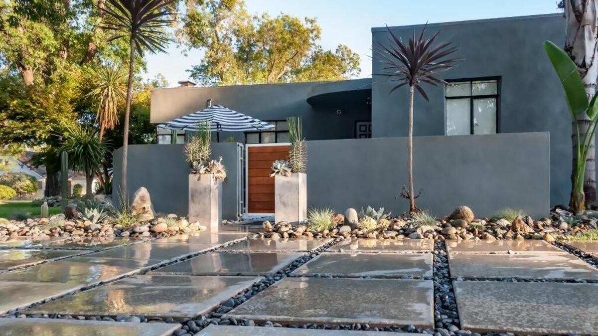 This home on Santa Barbara Avenue in Modesto Garden of the Month honors for September from the Modesto Garden Club.