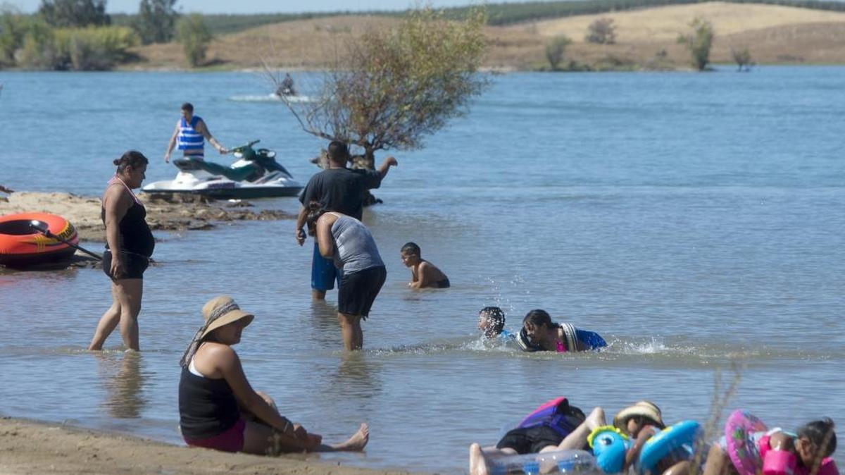
Visitors and campers enjoy their time at the Modesto Reservoir on Sunday.


