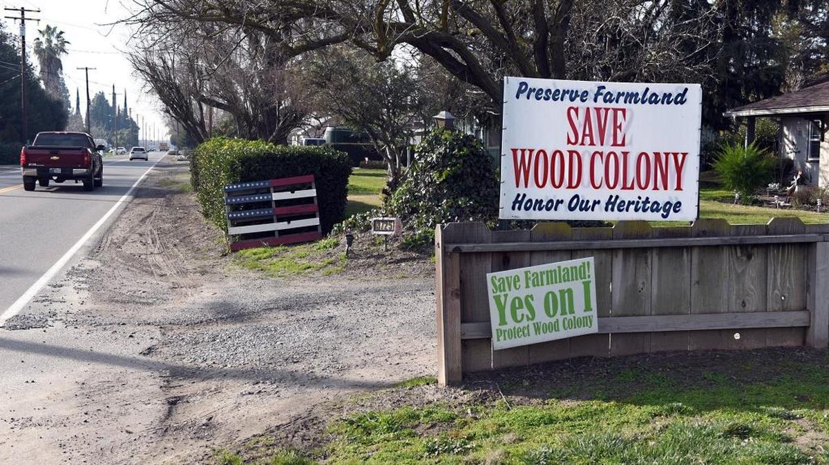 Beckwith Road west of Beckwith Court in Wood Colony is seen Monday. Stanislaus County’s Board of Supervisors voted 4-0 to set the ball in motion for forming a municipal advisory council for a 15,560-acre area west of Modesto.
