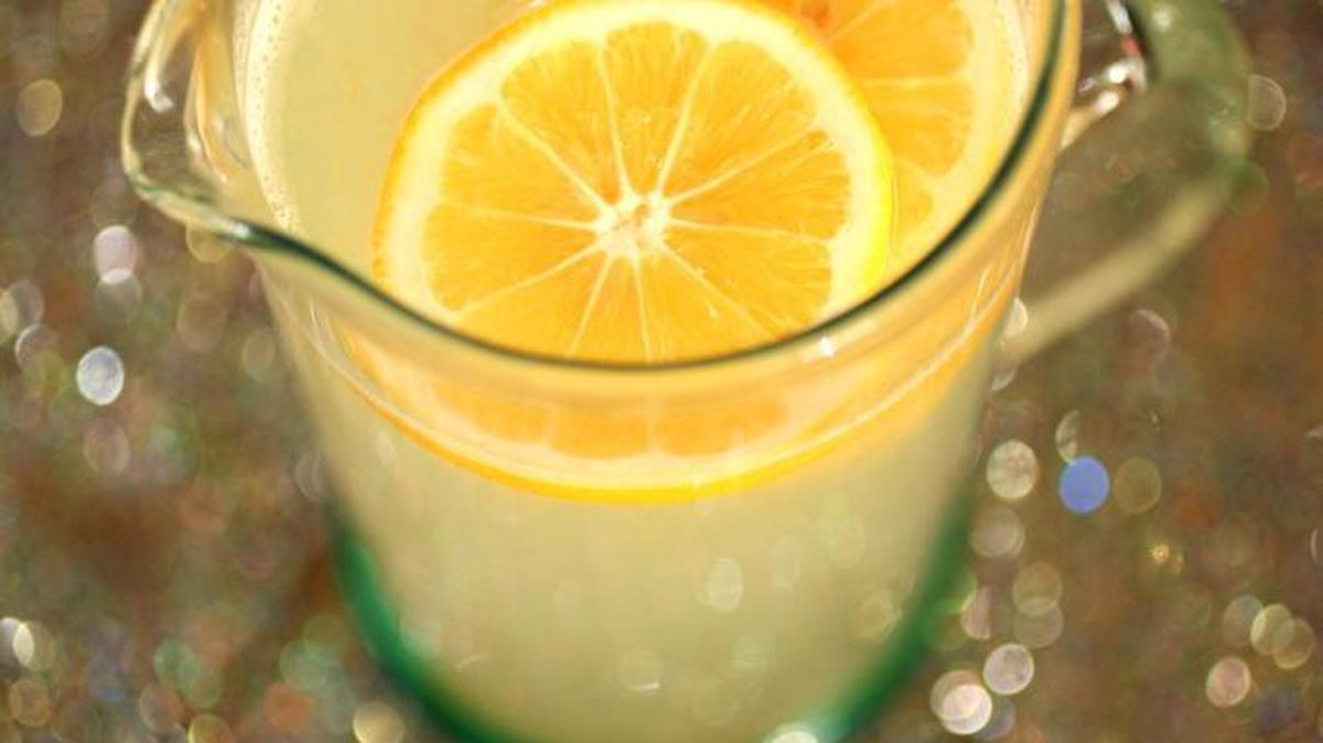
Two young Modesto sisters will hold a lemonade sale Saturday, Aug. 9, to benefit the Children’s Crisis Center of Stanislaus County.
