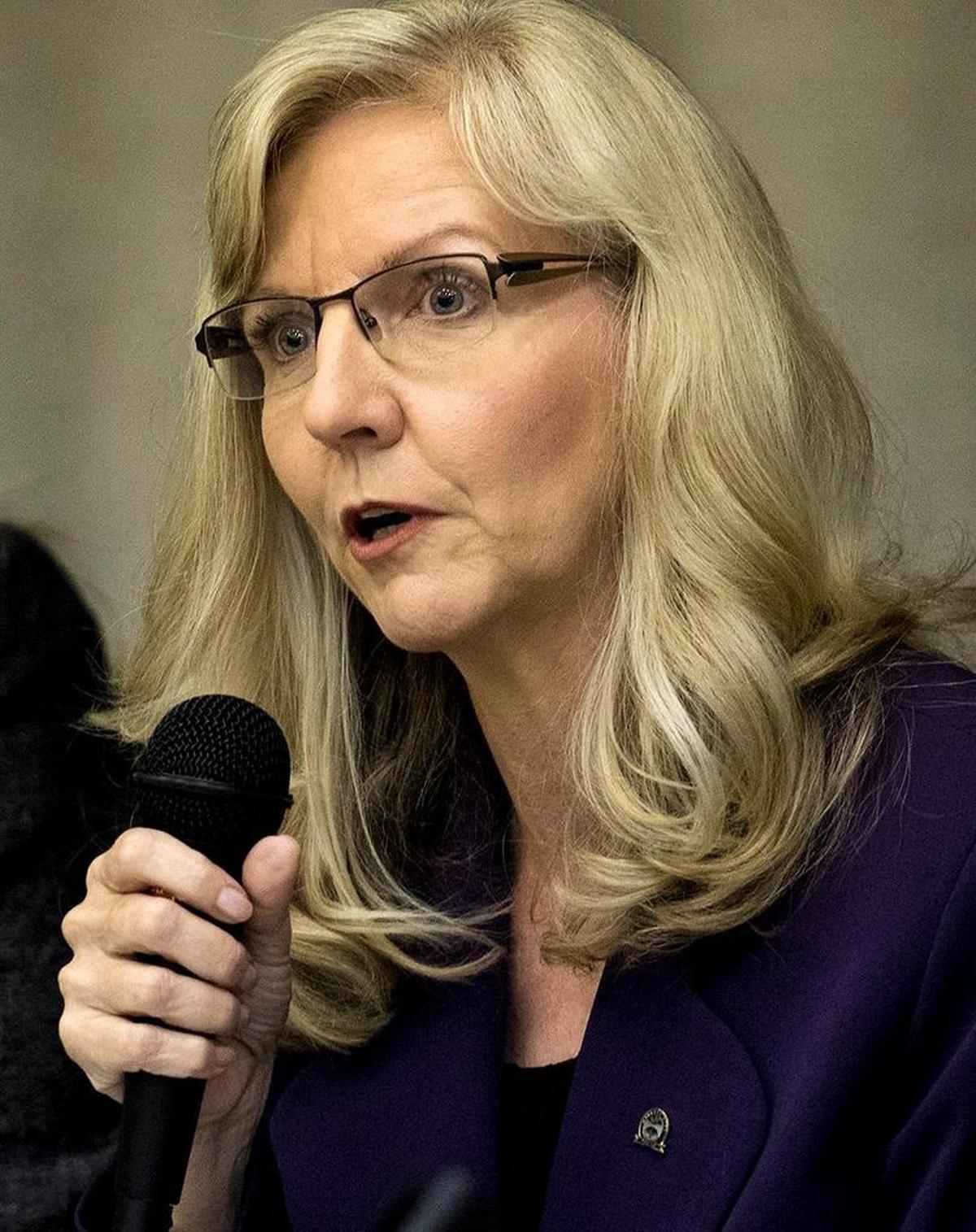 Cindy Marks