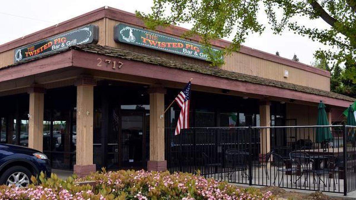 The Twisted Pig Bar and Grill on Coffee Road in Modesto, Calif.