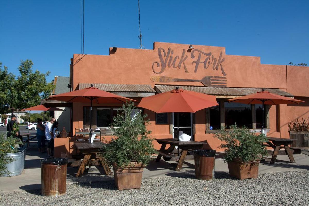 The exterior of Slick Fork BBQ in Hughson Friday, Sept. 21, 2018.