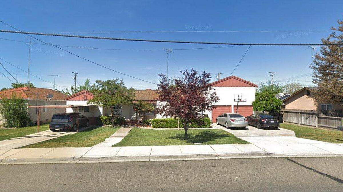 House on 2000 block of Seventh Street