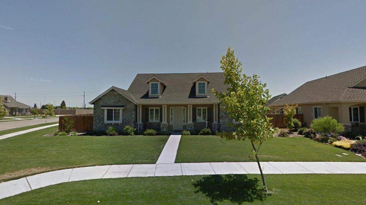 House on 200 block of Granite Way