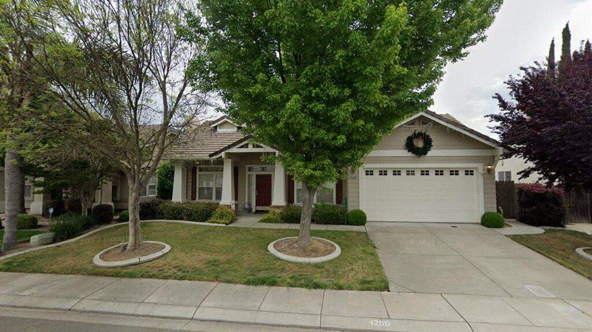 House on 4200 block of Mount Pleasant Drive