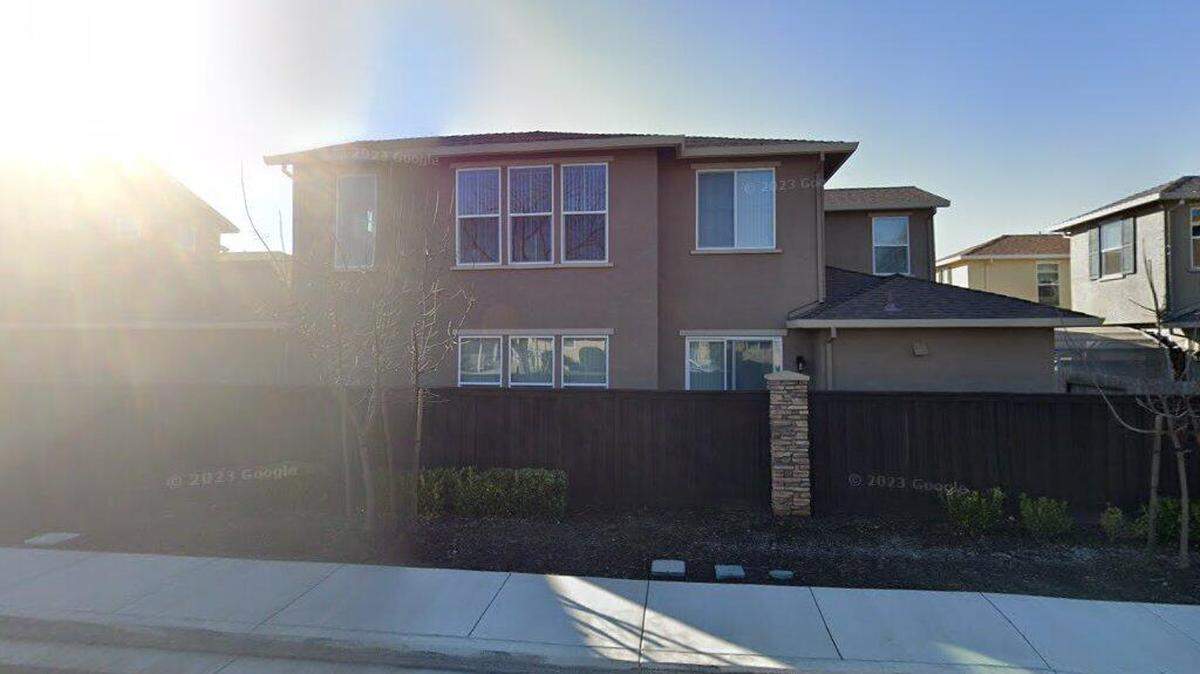 House on 2200 block of Province Place