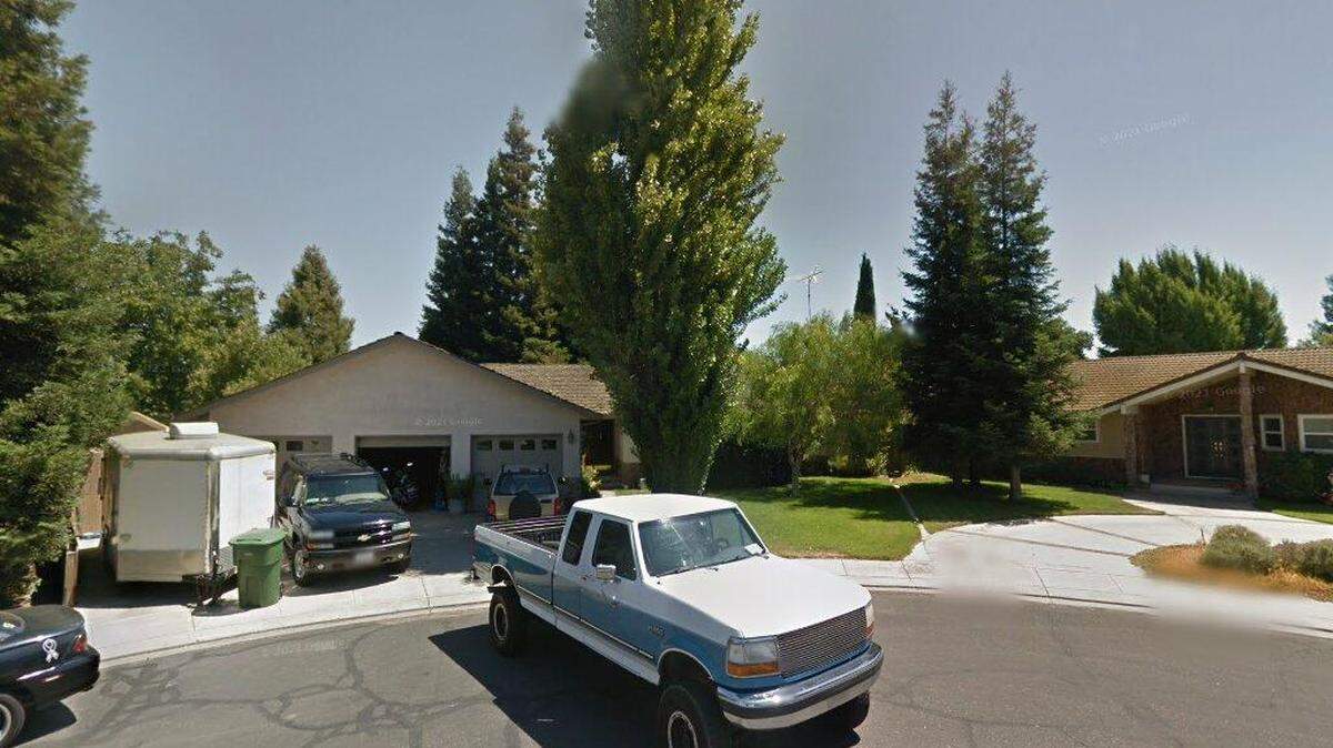 House on 200 block of Primula Court
