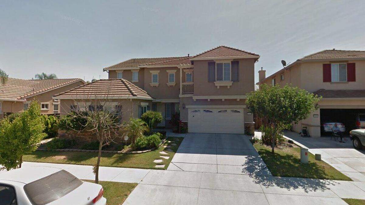 House on 2200 block of Giant Oak Lane
