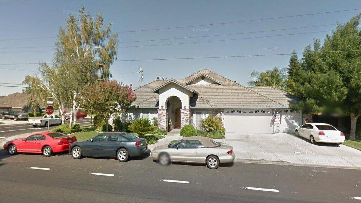 House on 800 block of North Manley Road