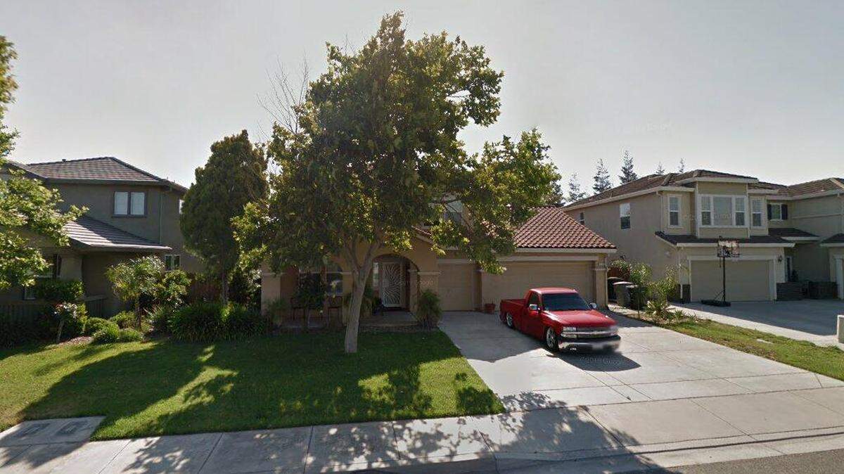 House on 300 block of Ventanas Avenue