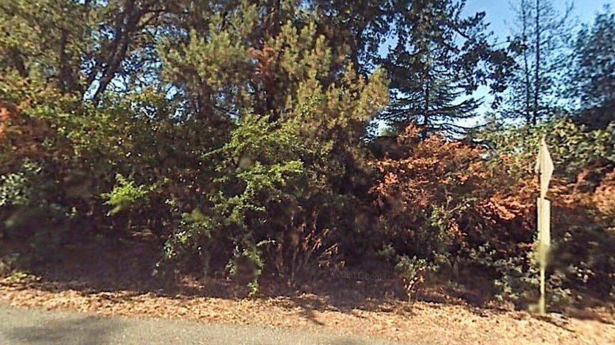 House on 18600 block of Old Wards Ferry Road