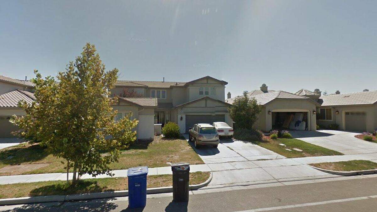 House on first block of Walker Ranch Parkway