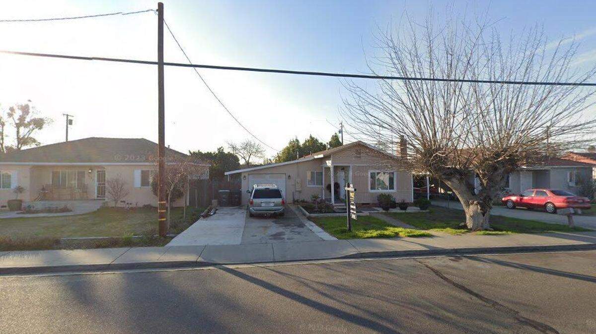 House on 2000 block of Seventh Street