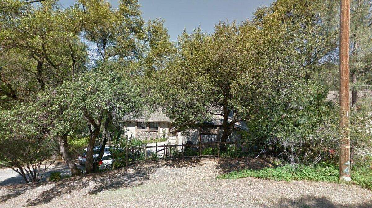House on 15400 block of Paseo de Los Robles Road