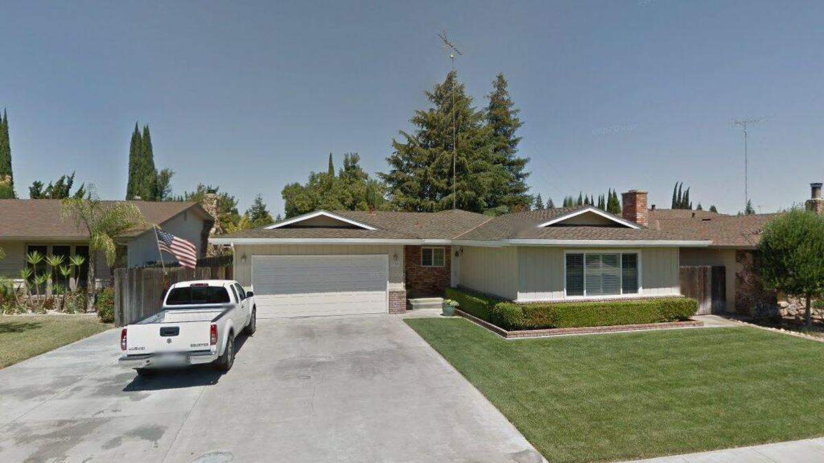 House on 300 block of Oak Avenue