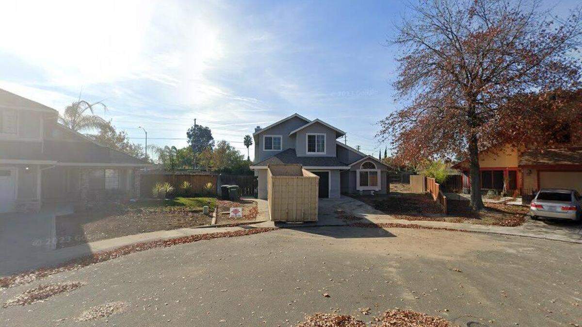 House on 2600 block of River Creek Circle