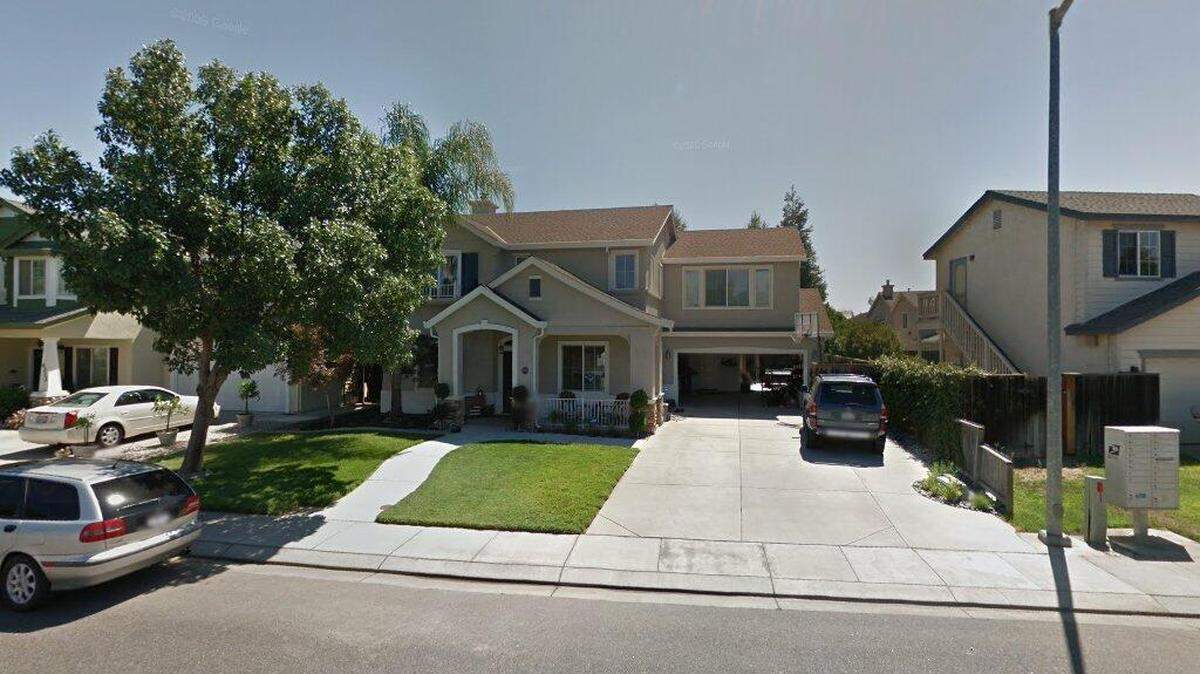 House on 4200 block of Granny Lane