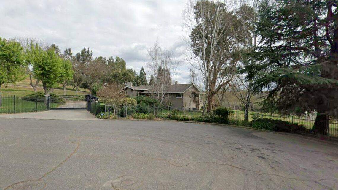 A 3-bedroom house sold in Oakdale area sells for $1.2 million. Here are the details.