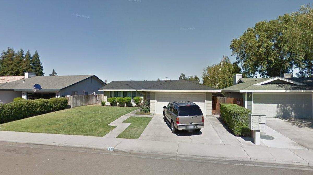 House on 800 block of Polo Court