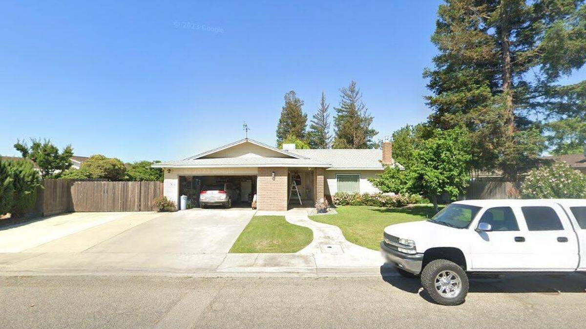 House on 2900 block of Andre Lane