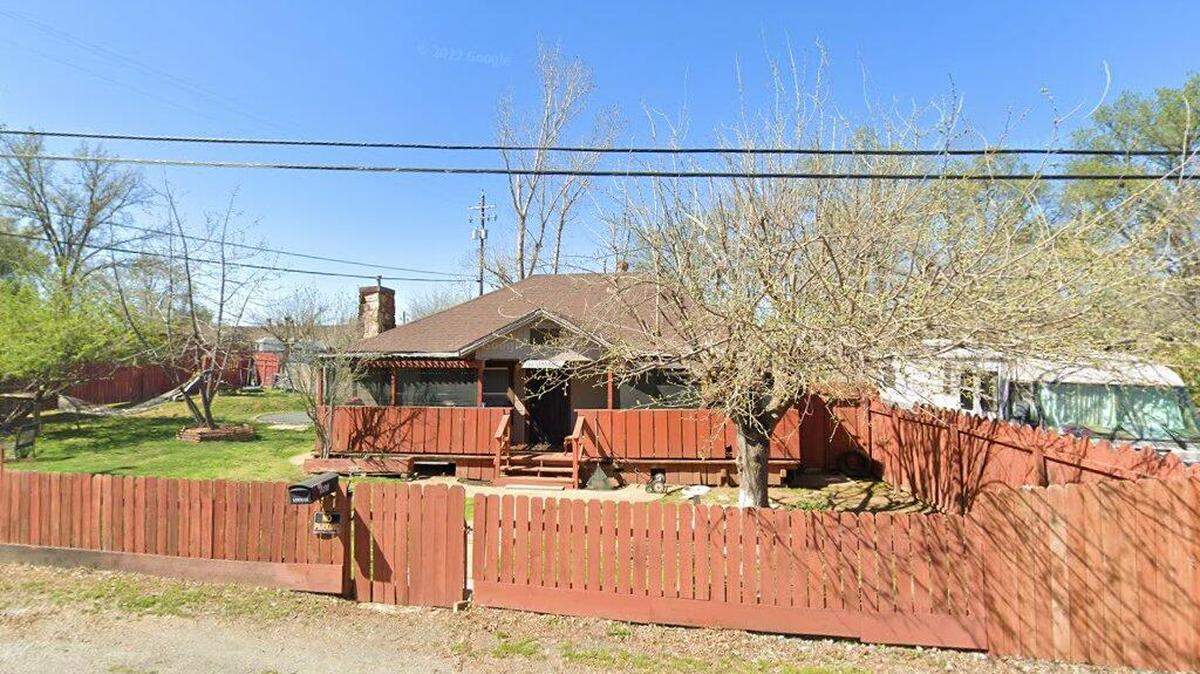 House on 18100 block of Sixth Avenue