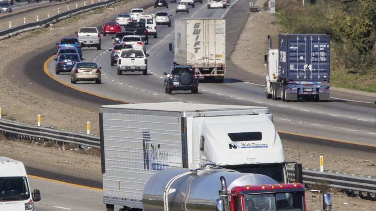 Since 2022, the demand for truck parking in Stanislaus County has far outstripped the number of legal parking facilities, and public complaints about illegally parked trucks have intensified.