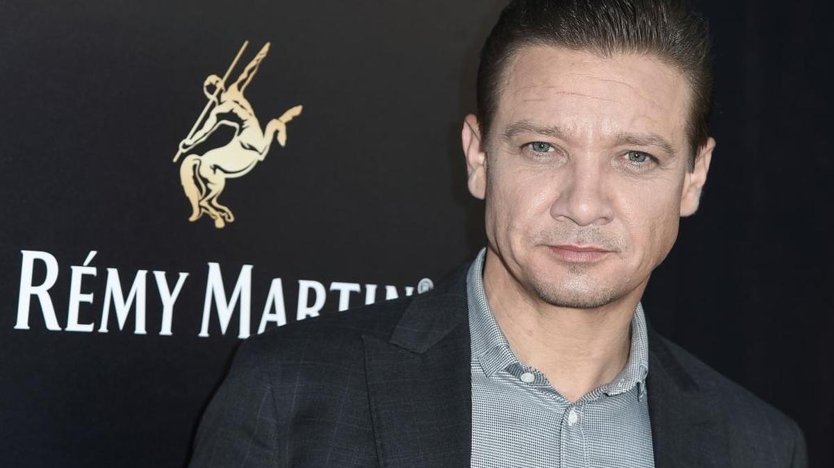 Jeremy Renner.